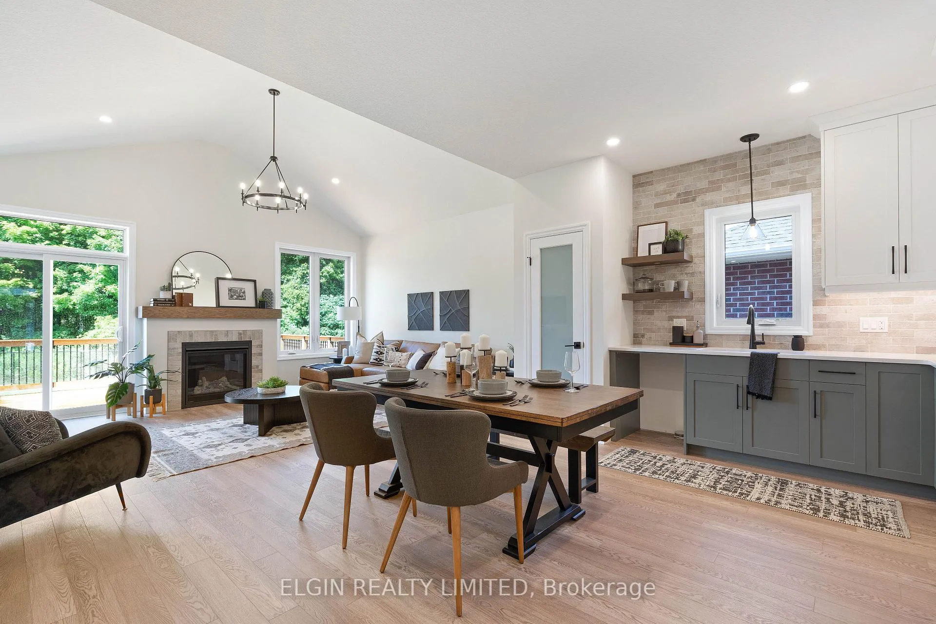 Photo 11 of 25 Dunning Way, St. Thomas — HOMEH