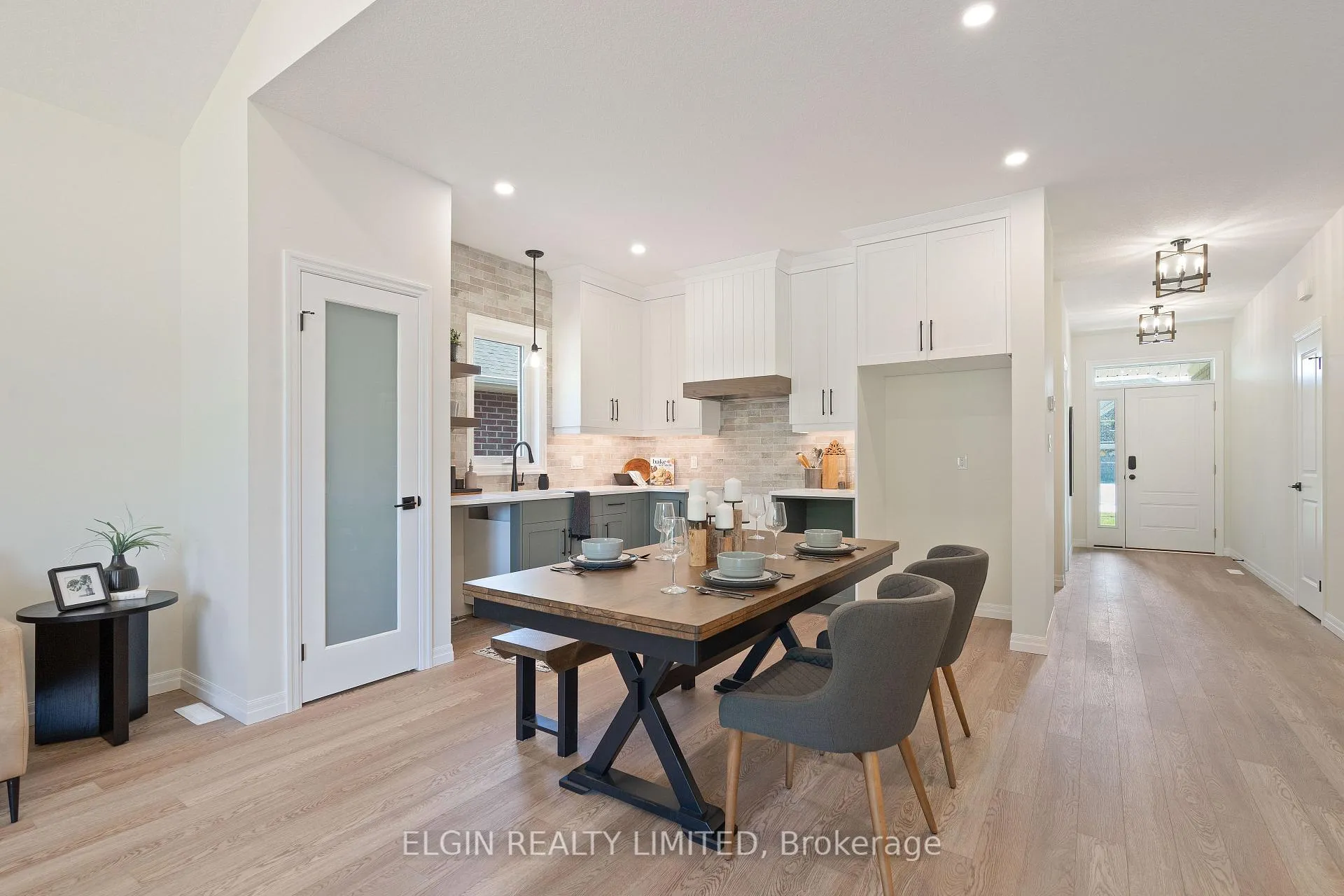 Photo 14 of 25 Dunning Way, St. Thomas — HOMEH