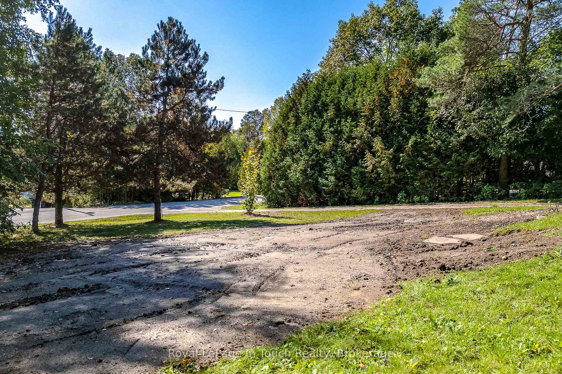 Photo 10 of 2170 North Orr Lake Road, Springwater, Rural Springwater — HOMEH
