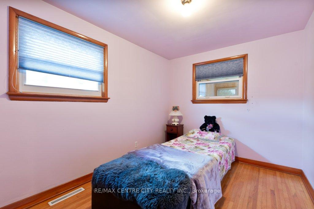 Photo 16 of 6 Wood Street, St. Thomas — HOMEH