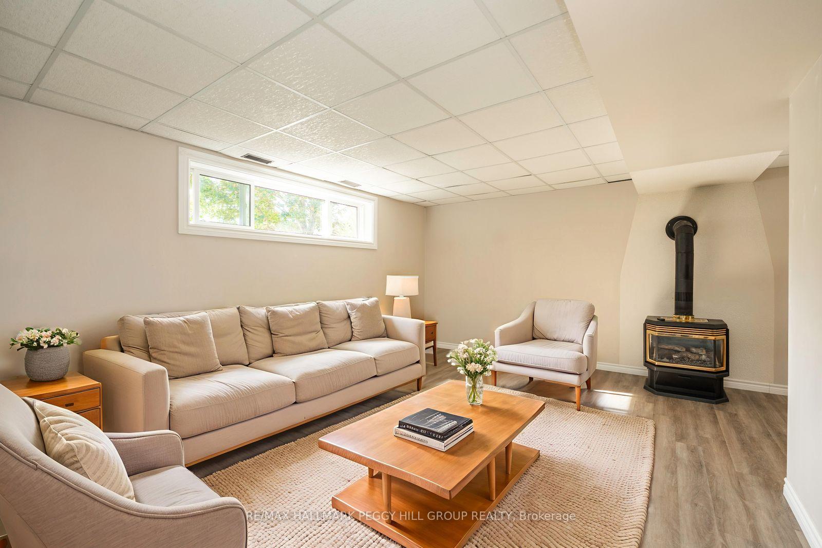 Photo 8 of 17 Bertram Drive, Springwater, Elmvale — HOMEH