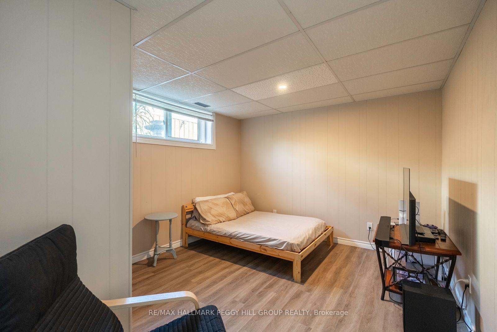 Photo 10 of 17 Bertram Drive, Springwater, Elmvale — HOMEH
