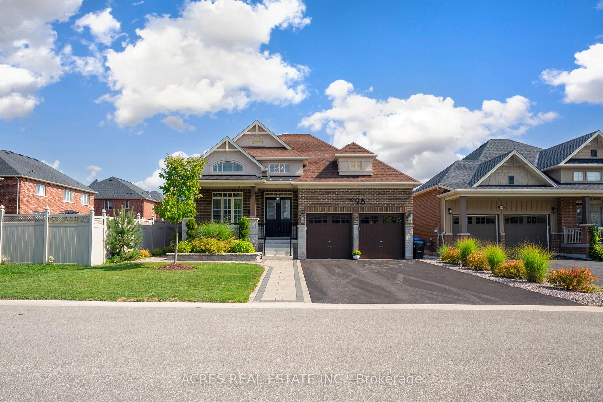 Photo 1 of 96 Redmond Crescent, Springwater, Centre Vespra — HOMEH
