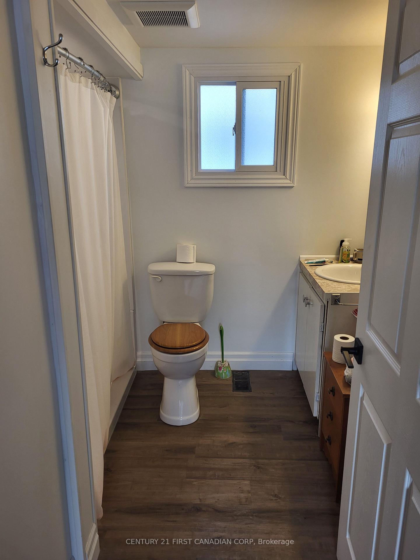 Photo 12 of 47 Fifth Avenue, St. Thomas — HOMEH