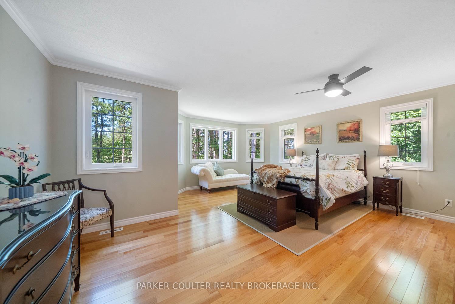 Photo 24 of 29 Robert Boulevard, Springwater, Hillsdale — HOMEH
