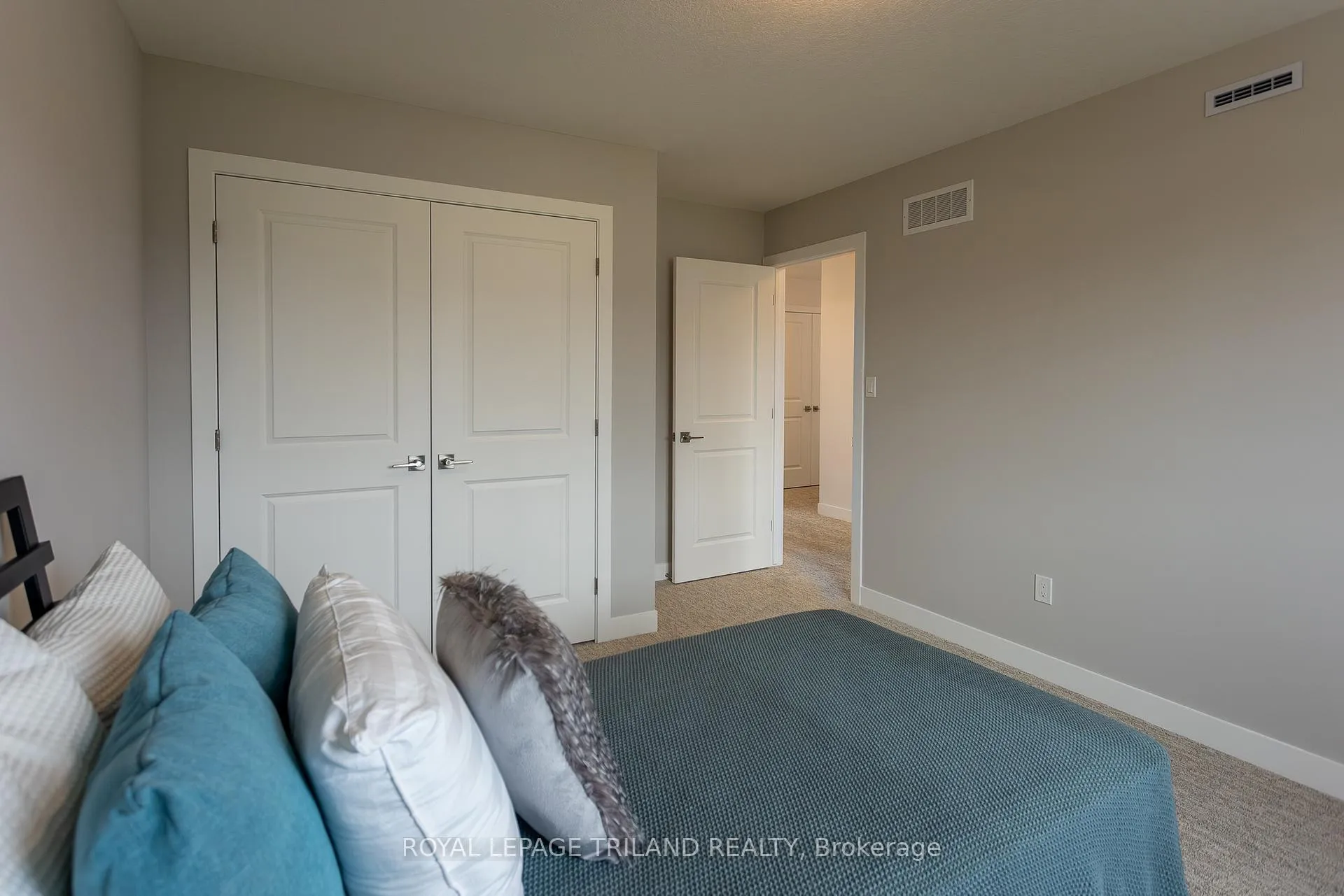 Photo 22 of 122 Styles Drive, St. Thomas — HOMEH