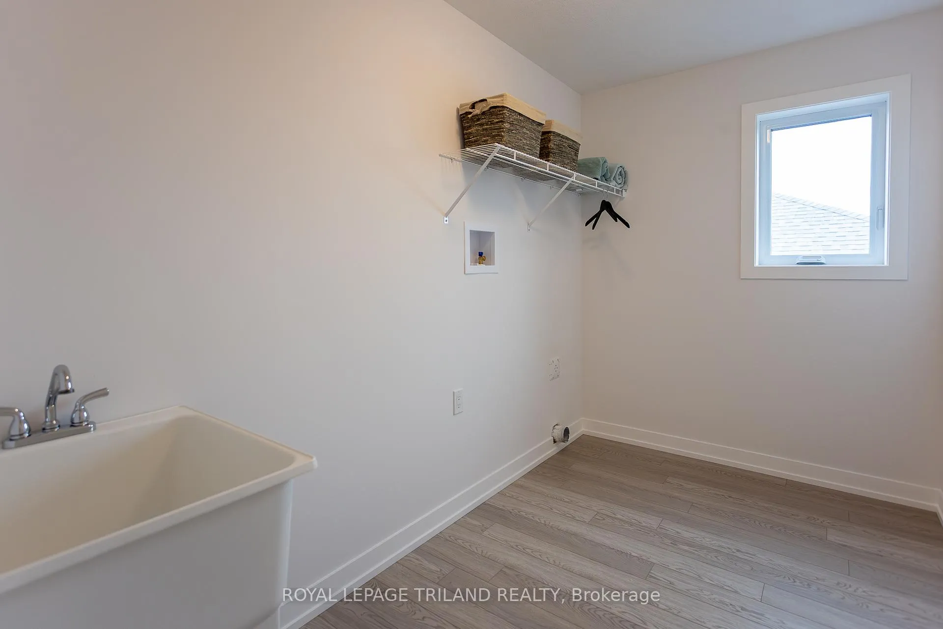 Photo 25 of 122 Styles Drive, St. Thomas — HOMEH