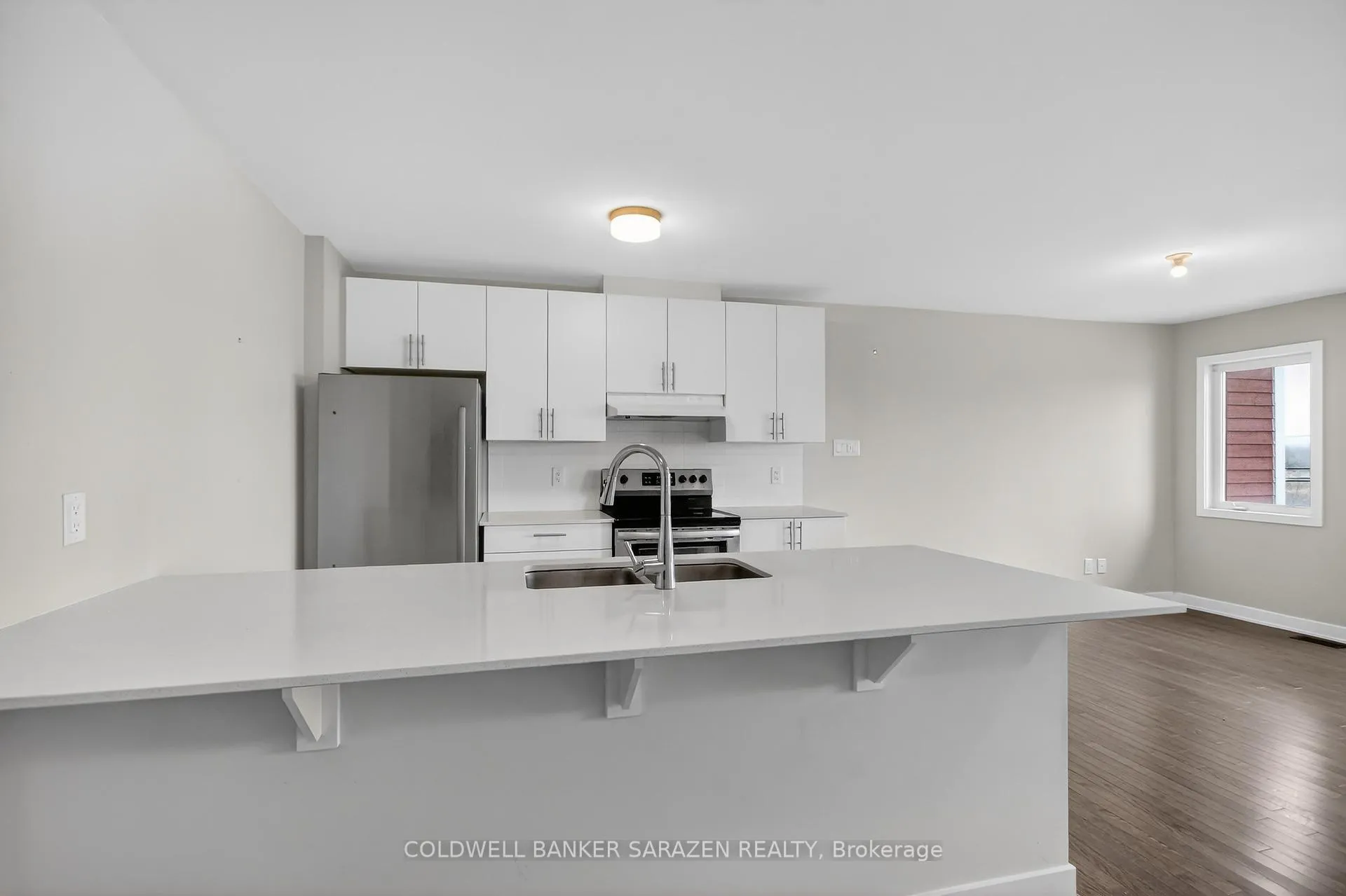 Photo 11 of 6323 Perth Street, Ottawa, Btwn Franktown Rd. & Fallowfield Rd. — HOMEH