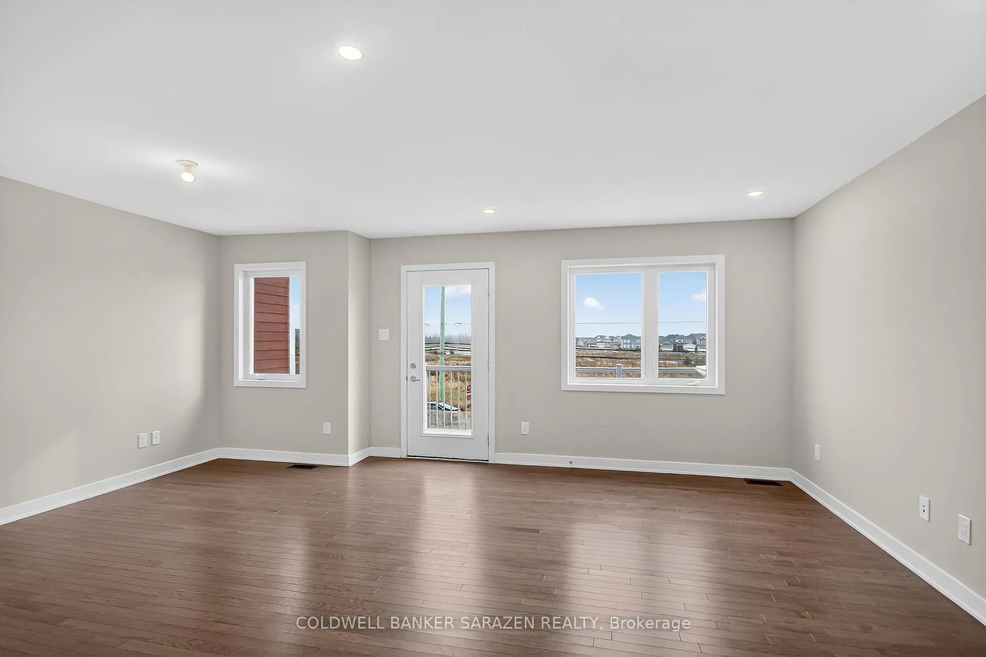 Photo 15 of 6323 Perth Street, Ottawa, Btwn Franktown Rd. & Fallowfield Rd. — HOMEH