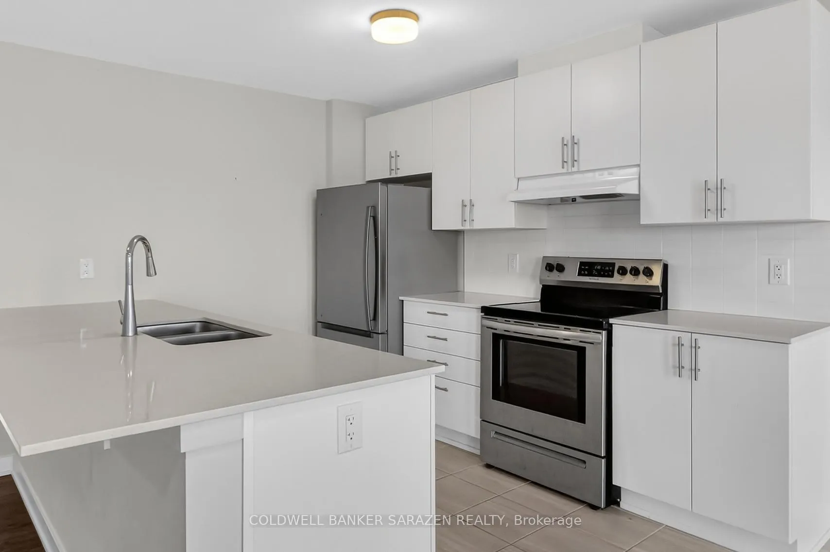 Photo 19 of 6323 Perth Street, Ottawa, Btwn Franktown Rd. & Fallowfield Rd. — HOMEH