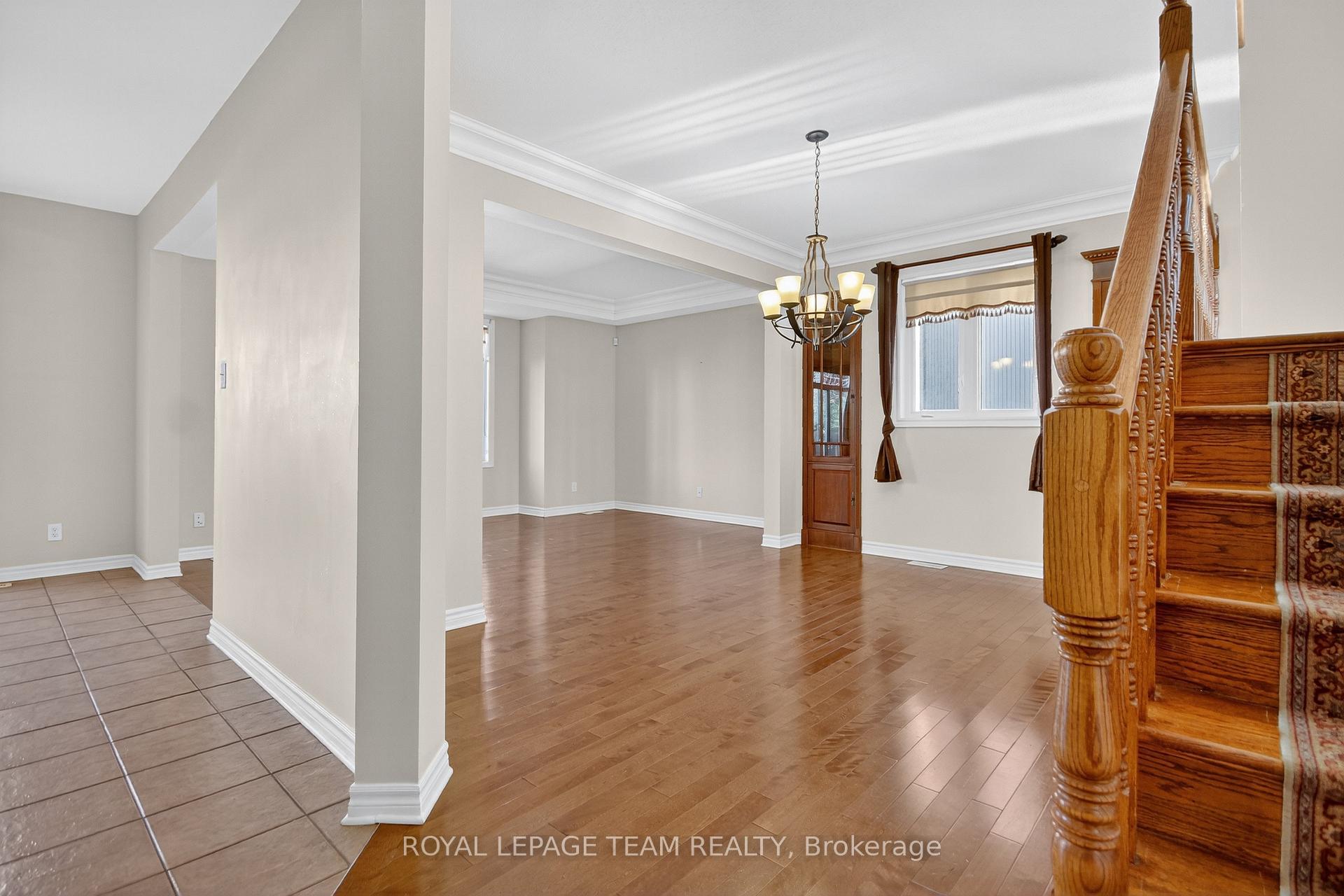 Photo 12 of 236 Kohilo Crescent, Ottawa, Stittsville (North) — HOMEH