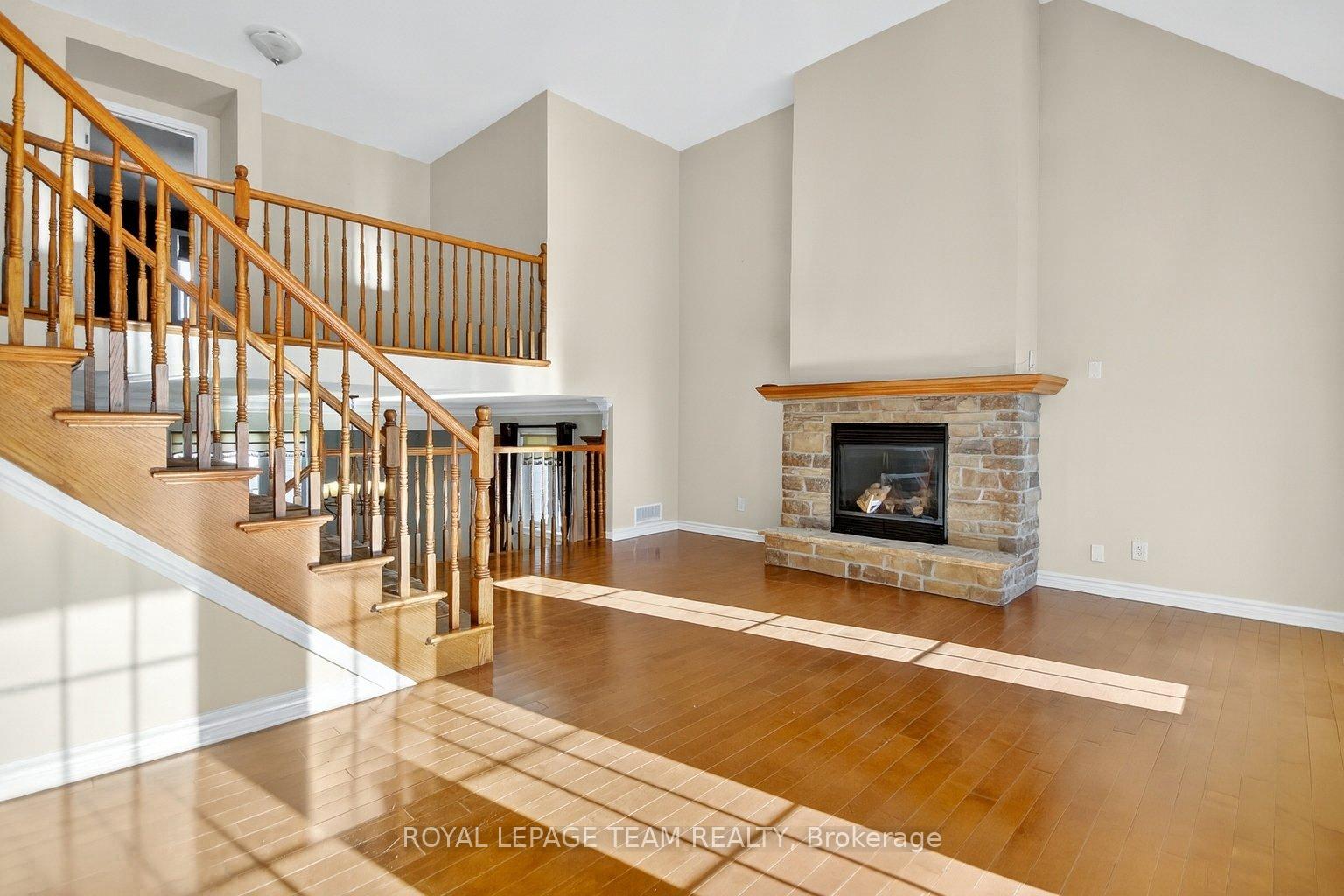 Photo 21 of 236 Kohilo Crescent, Ottawa, Stittsville (North) — HOMEH