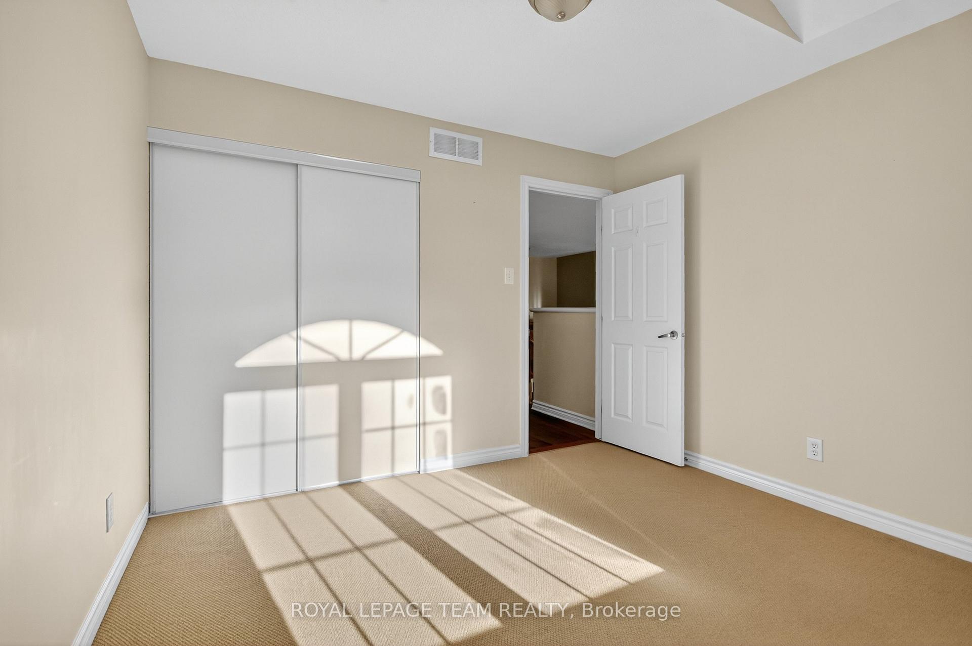 Photo 33 of 236 Kohilo Crescent, Ottawa, Stittsville (North) — HOMEH