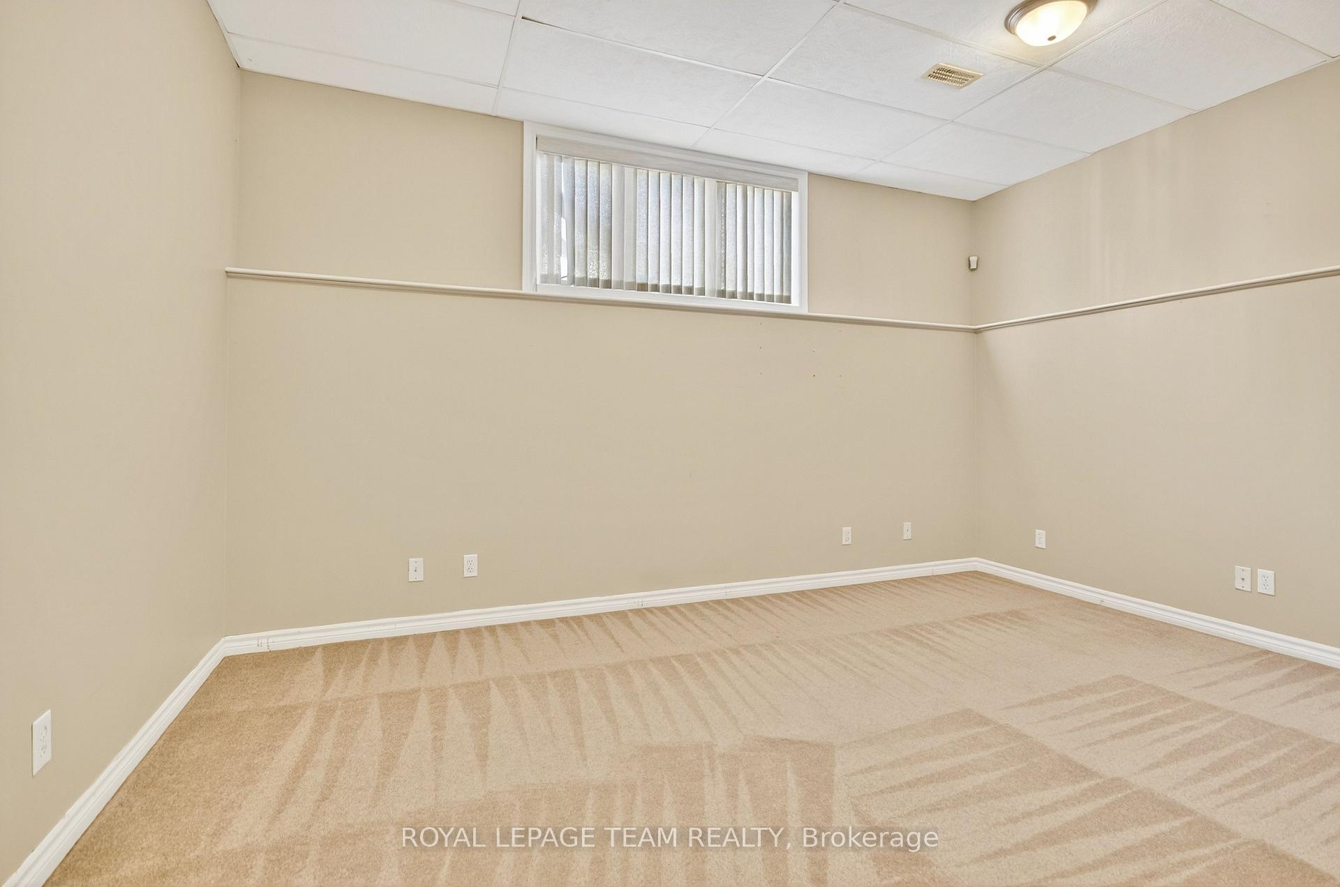 Photo 43 of 236 Kohilo Crescent, Ottawa, Stittsville (North) — HOMEH