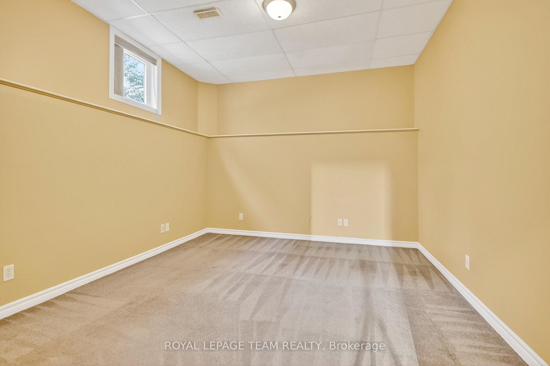 Photo 46 of 236 Kohilo Crescent, Ottawa, Stittsville (North) — HOMEH