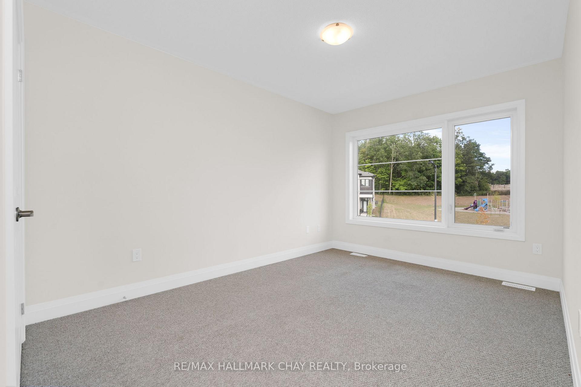 Photo 24 of 58 Bearberry Road, Springwater, Midhurst — HOMEH