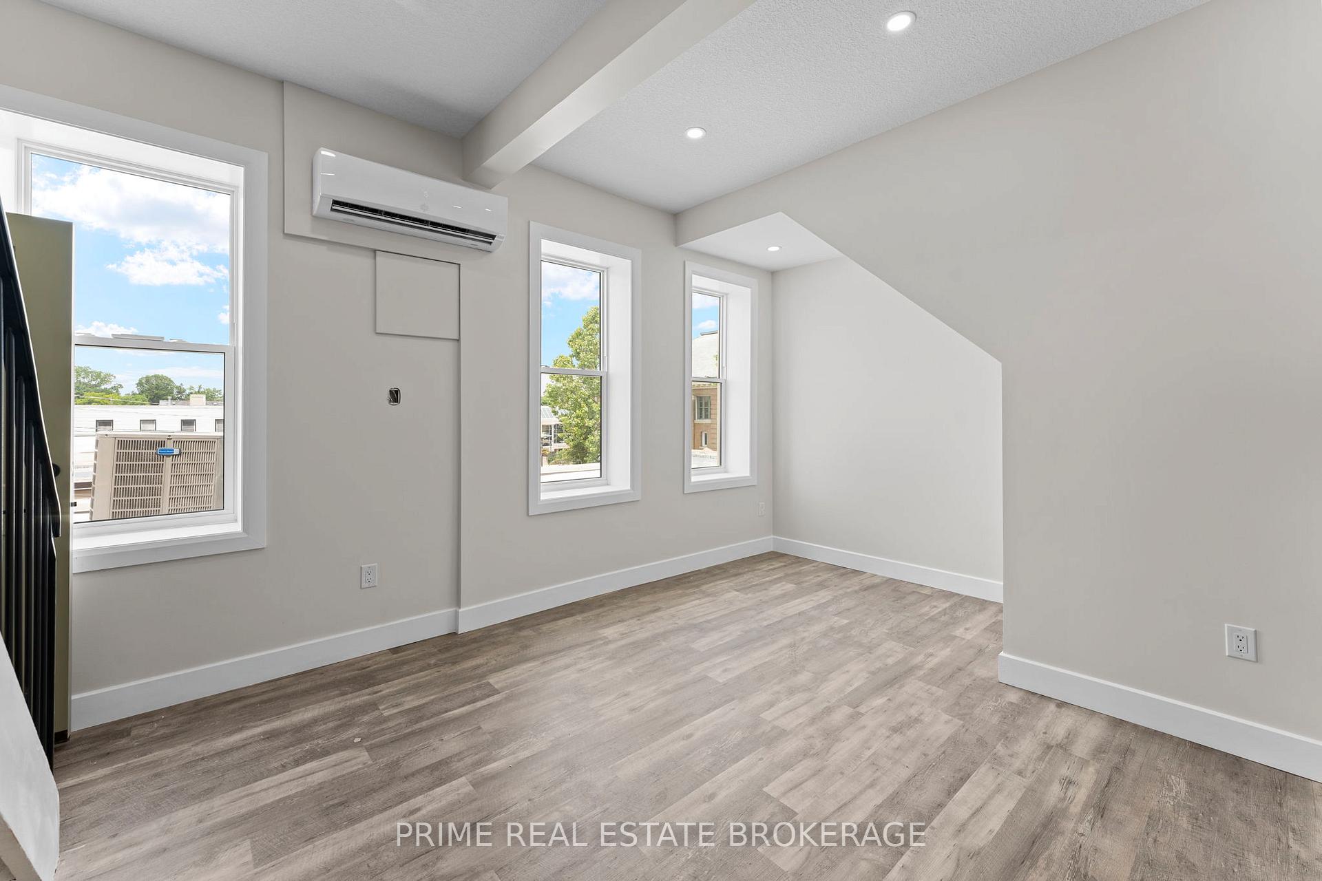 Photo 39 of Unit 10, 539 Talbot Street, St. Thomas — HOMEH