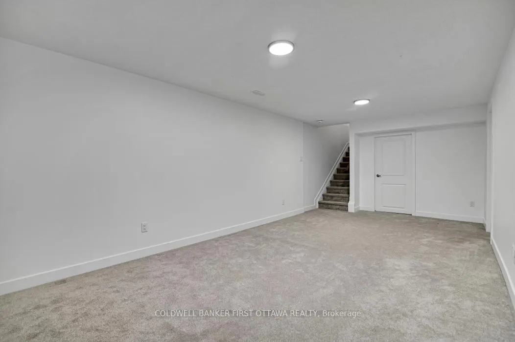 Photo 33 of 2305 Goldhawk Drive, Ottawa, Stittsville (South) — HOMEH