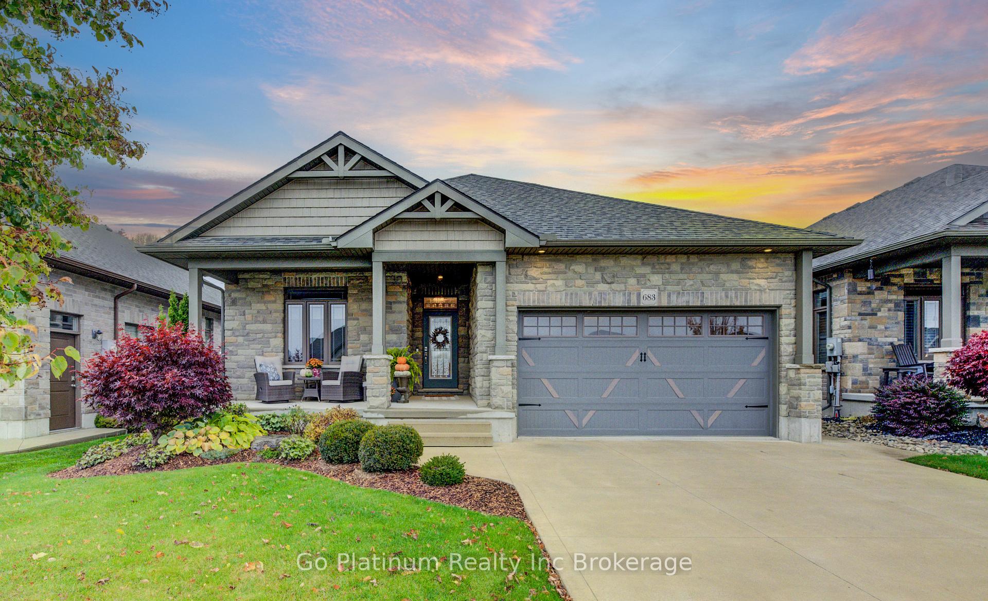 Photo 3 of 683 Forman Avenue, Stratford — HOMEH