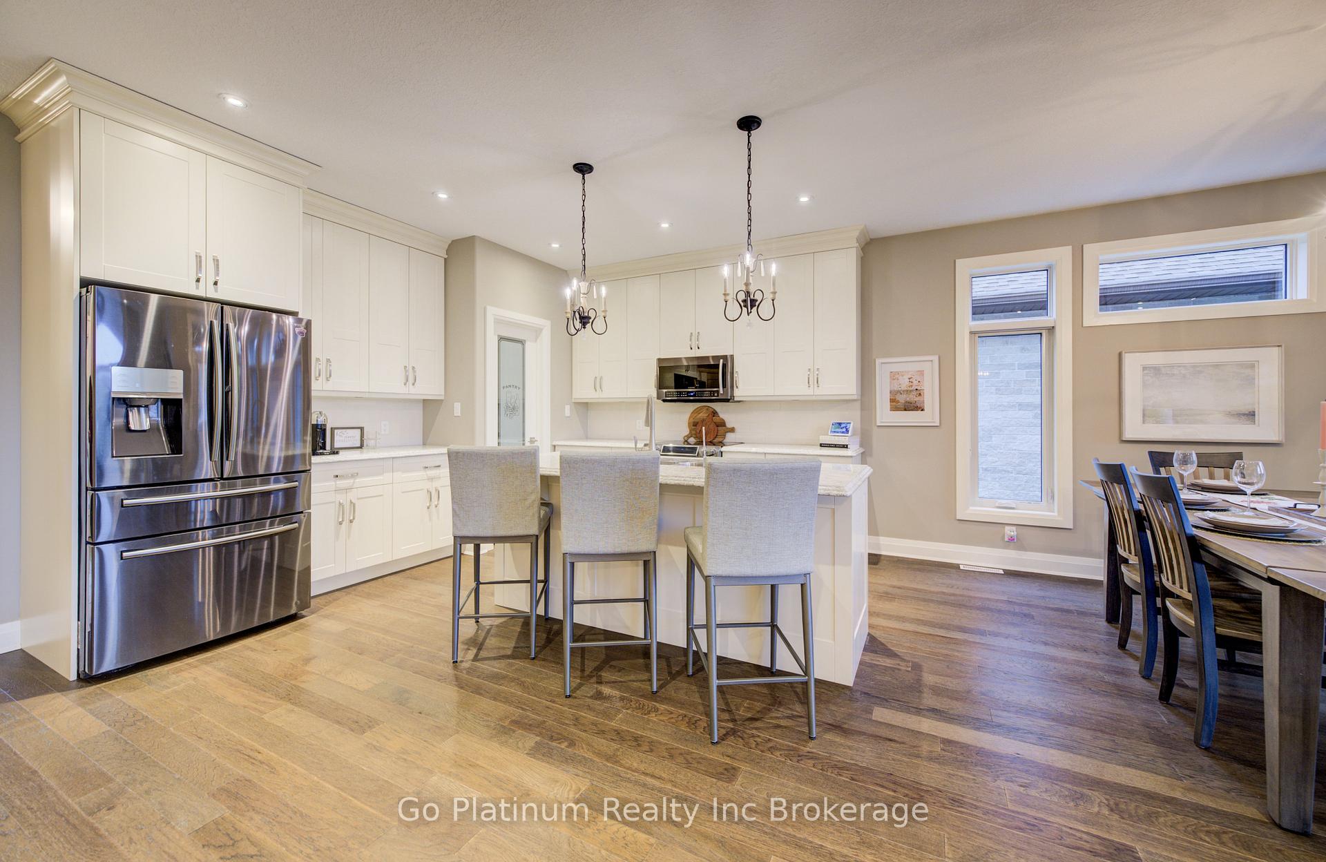 Photo 8 of 683 Forman Avenue, Stratford — HOMEH