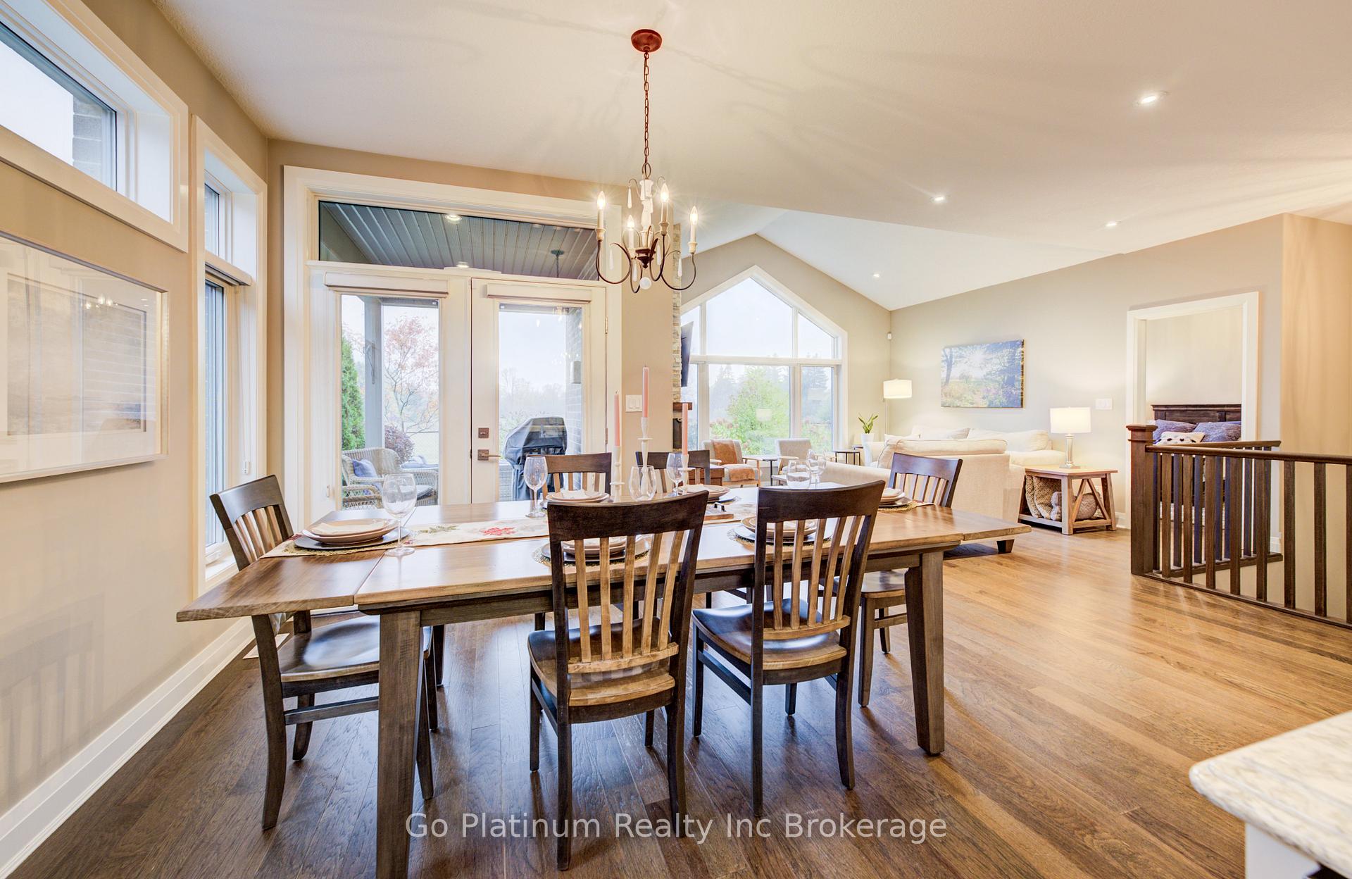 Photo 14 of 683 Forman Avenue, Stratford — HOMEH