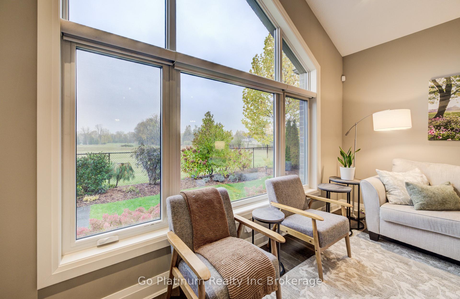 Photo 25 of 683 Forman Avenue, Stratford — HOMEH