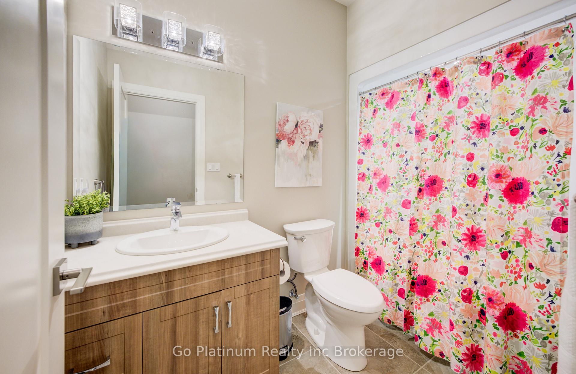 Photo 26 of 683 Forman Avenue, Stratford — HOMEH