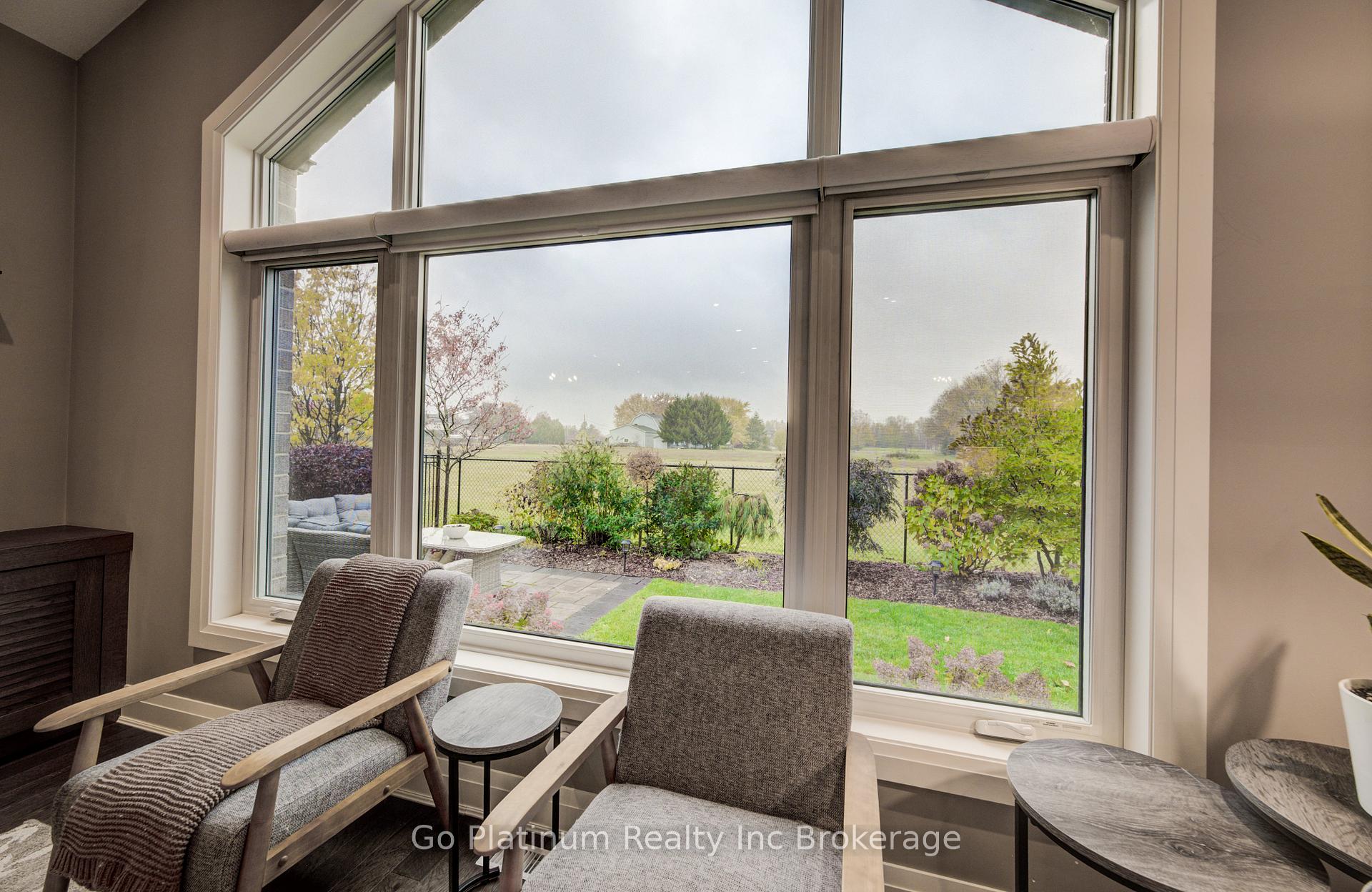 Photo 31 of 683 Forman Avenue, Stratford — HOMEH