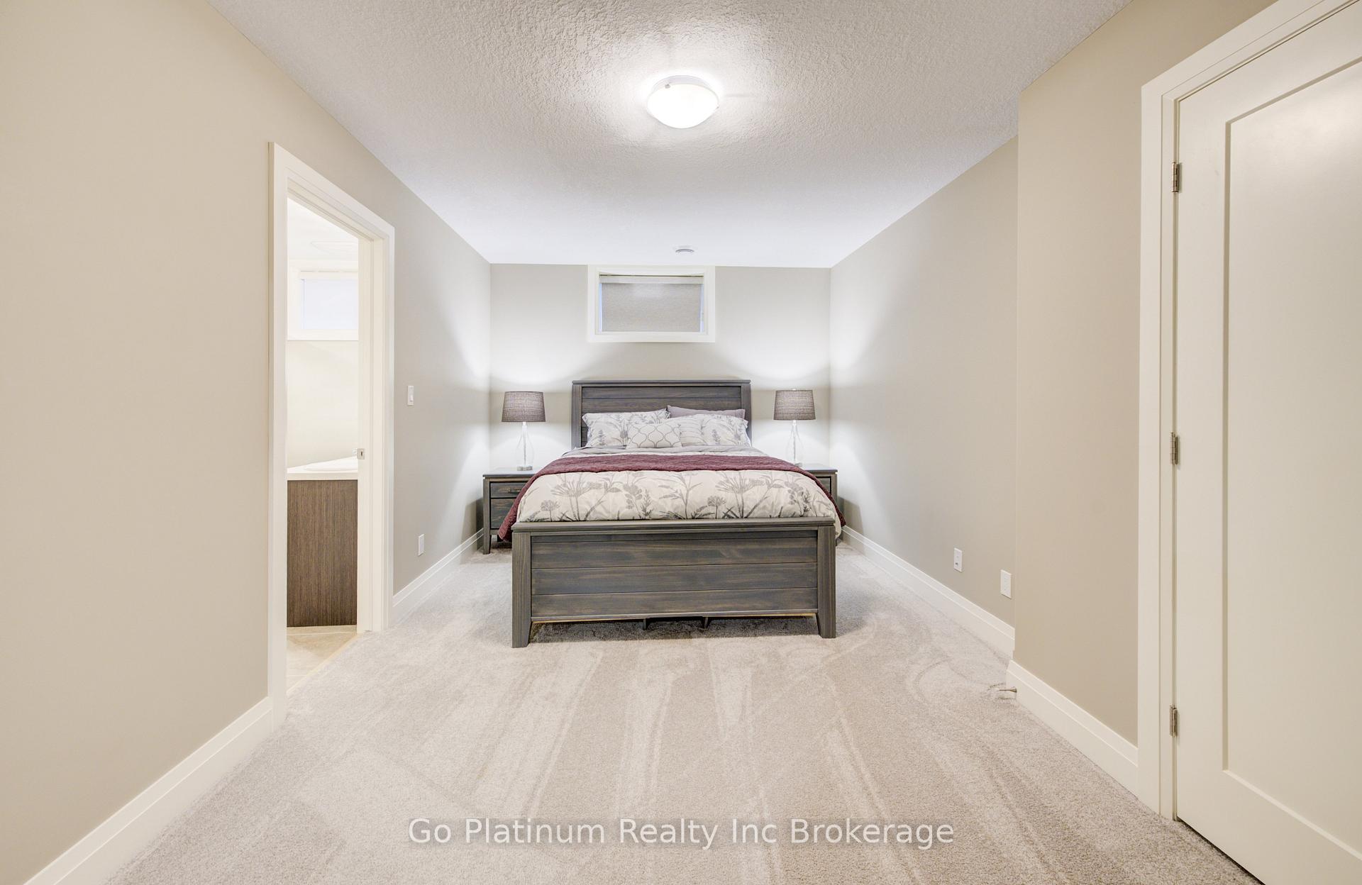 Photo 36 of 683 Forman Avenue, Stratford — HOMEH