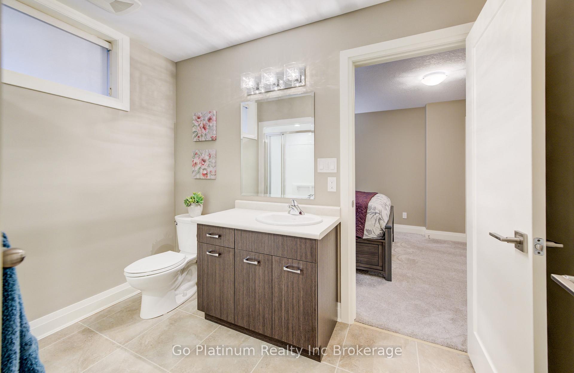 Photo 38 of 683 Forman Avenue, Stratford — HOMEH