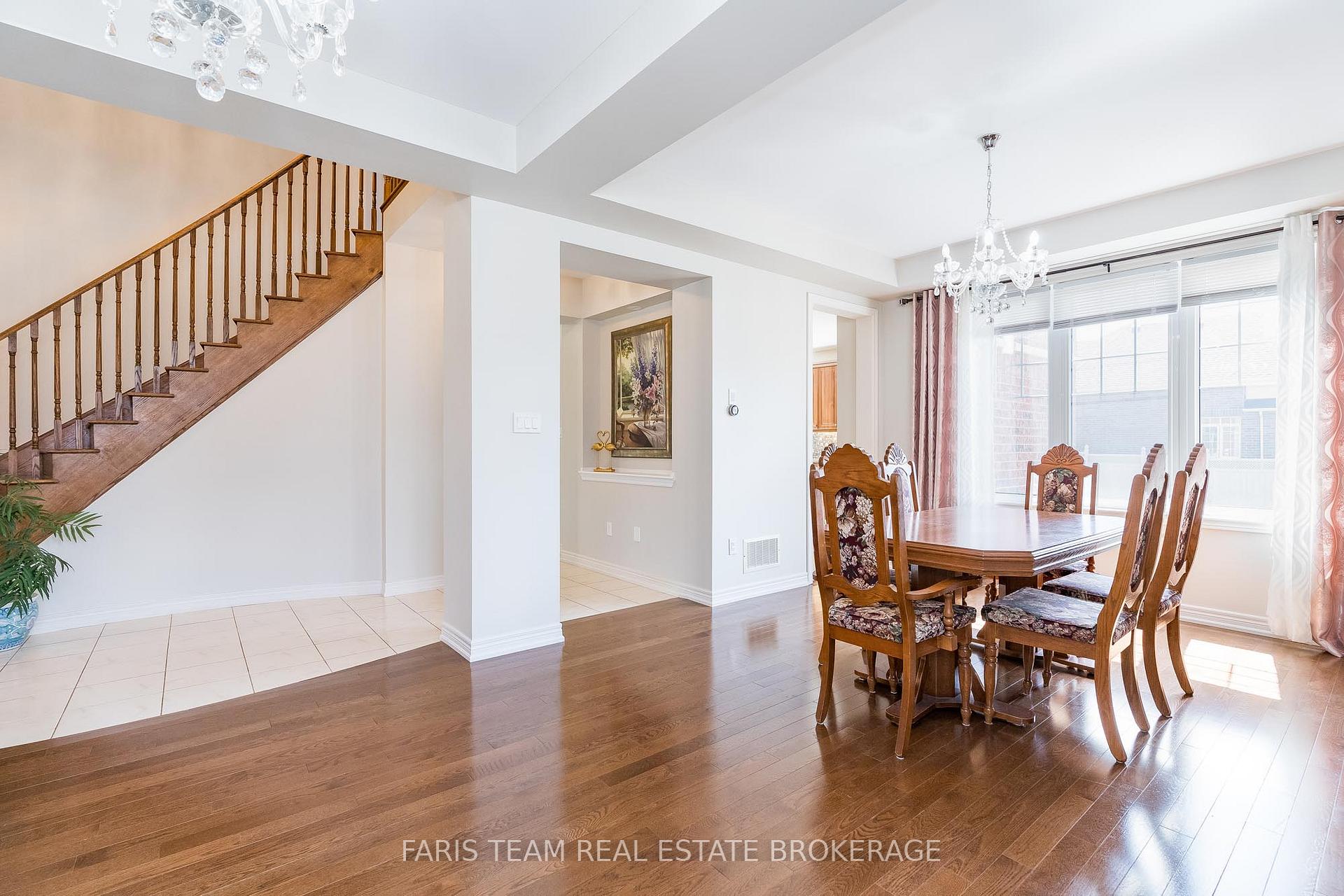 Photo 10 of 19 McIsaac Drive, Springwater, Centre Vespra — HOMEH