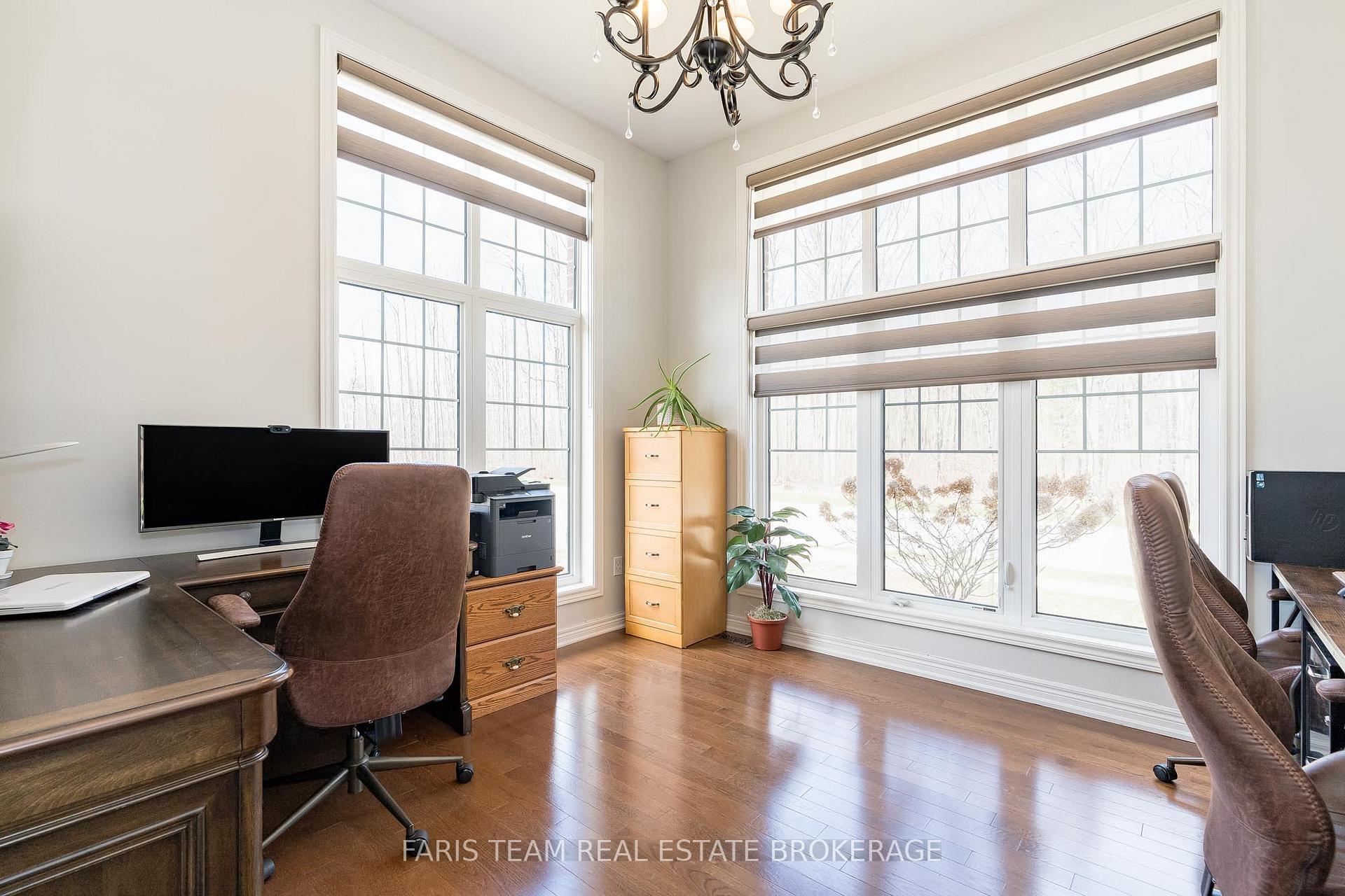 Photo 14 of 19 McIsaac Drive, Springwater, Centre Vespra — HOMEH