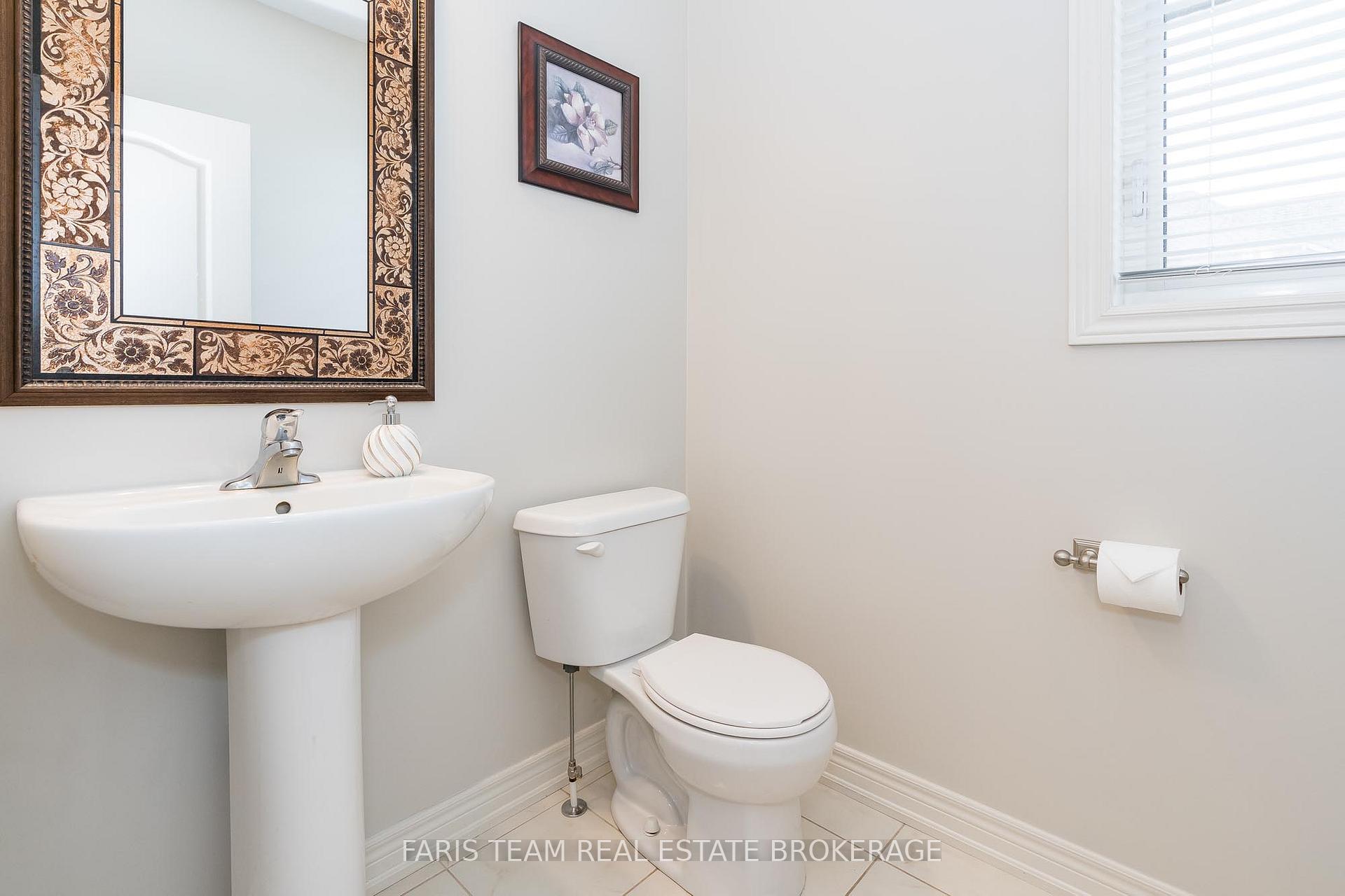 Photo 15 of 19 McIsaac Drive, Springwater, Centre Vespra — HOMEH