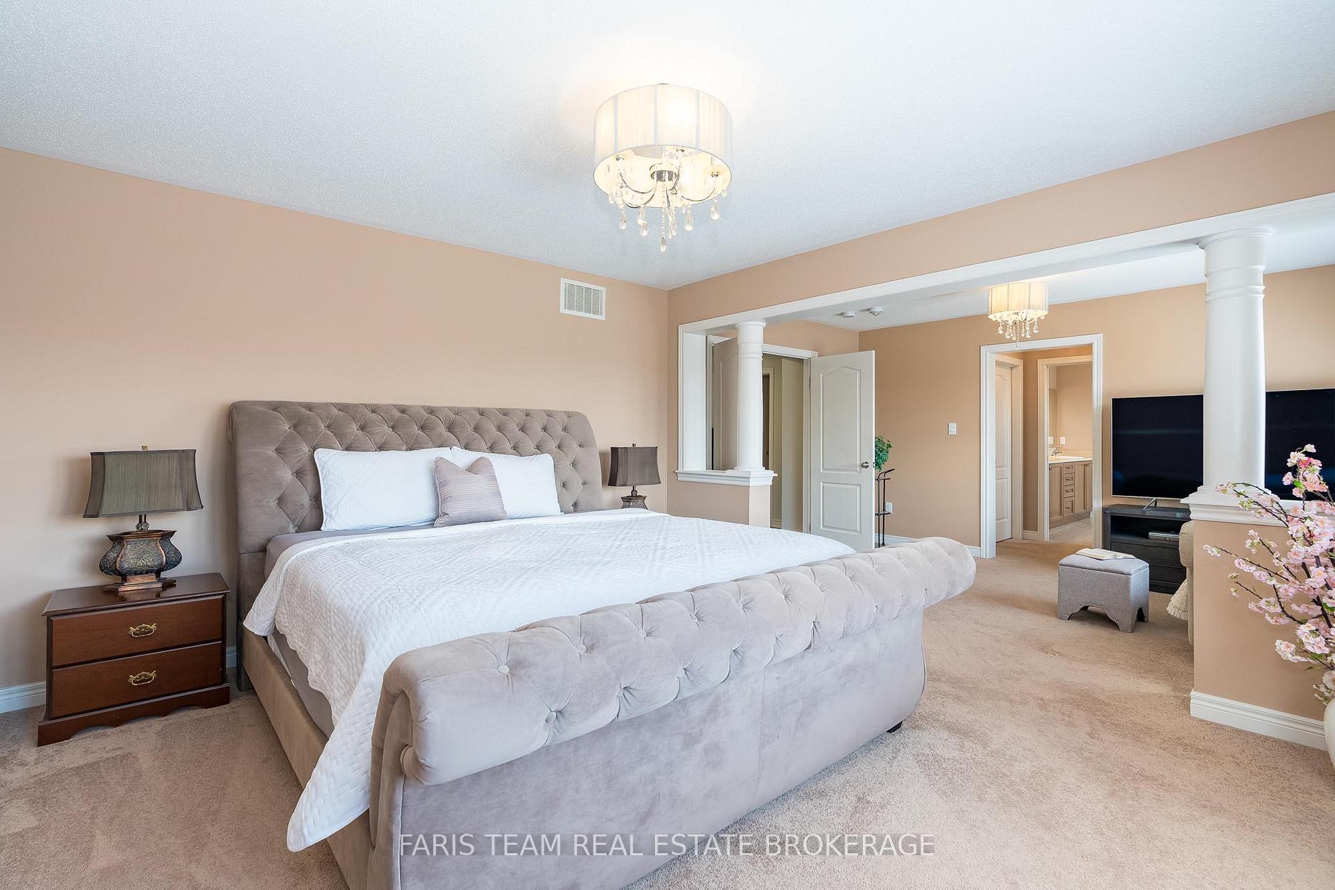 Photo 18 of 19 McIsaac Drive, Springwater, Centre Vespra — HOMEH