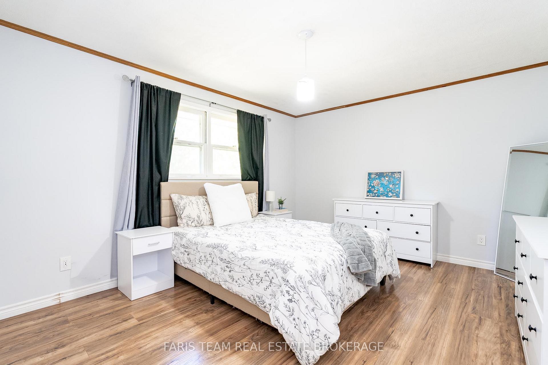 Photo 13 of 2570 Sunnidale Road, Springwater, Rural Springwater — HOMEH