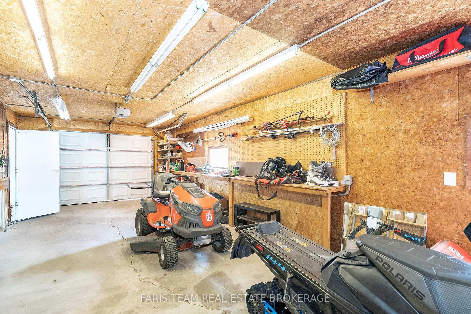 Photo 32 of 2570 Sunnidale Road, Springwater, Rural Springwater — HOMEH