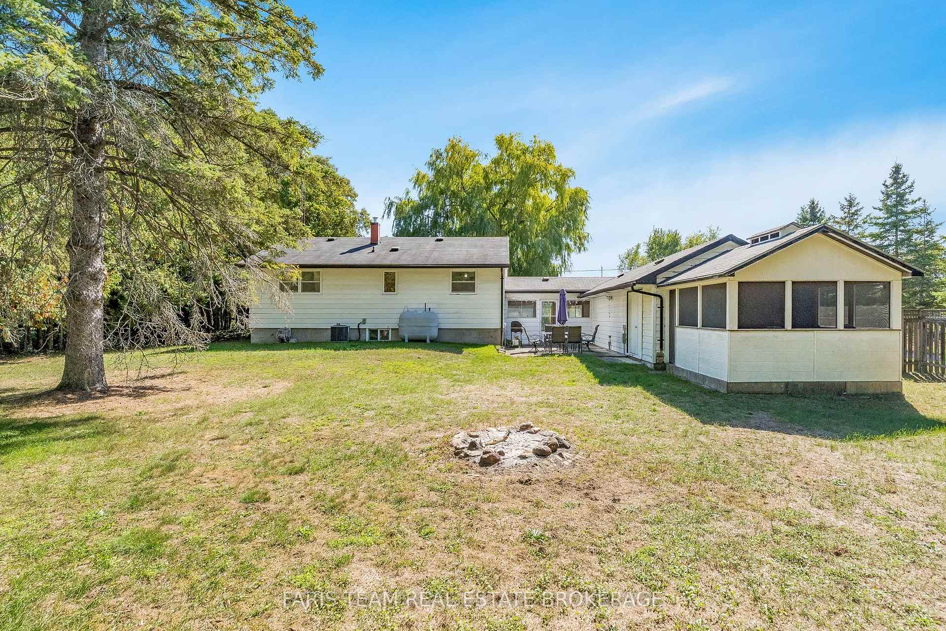 Photo 39 of 2570 Sunnidale Road, Springwater, Rural Springwater — HOMEH