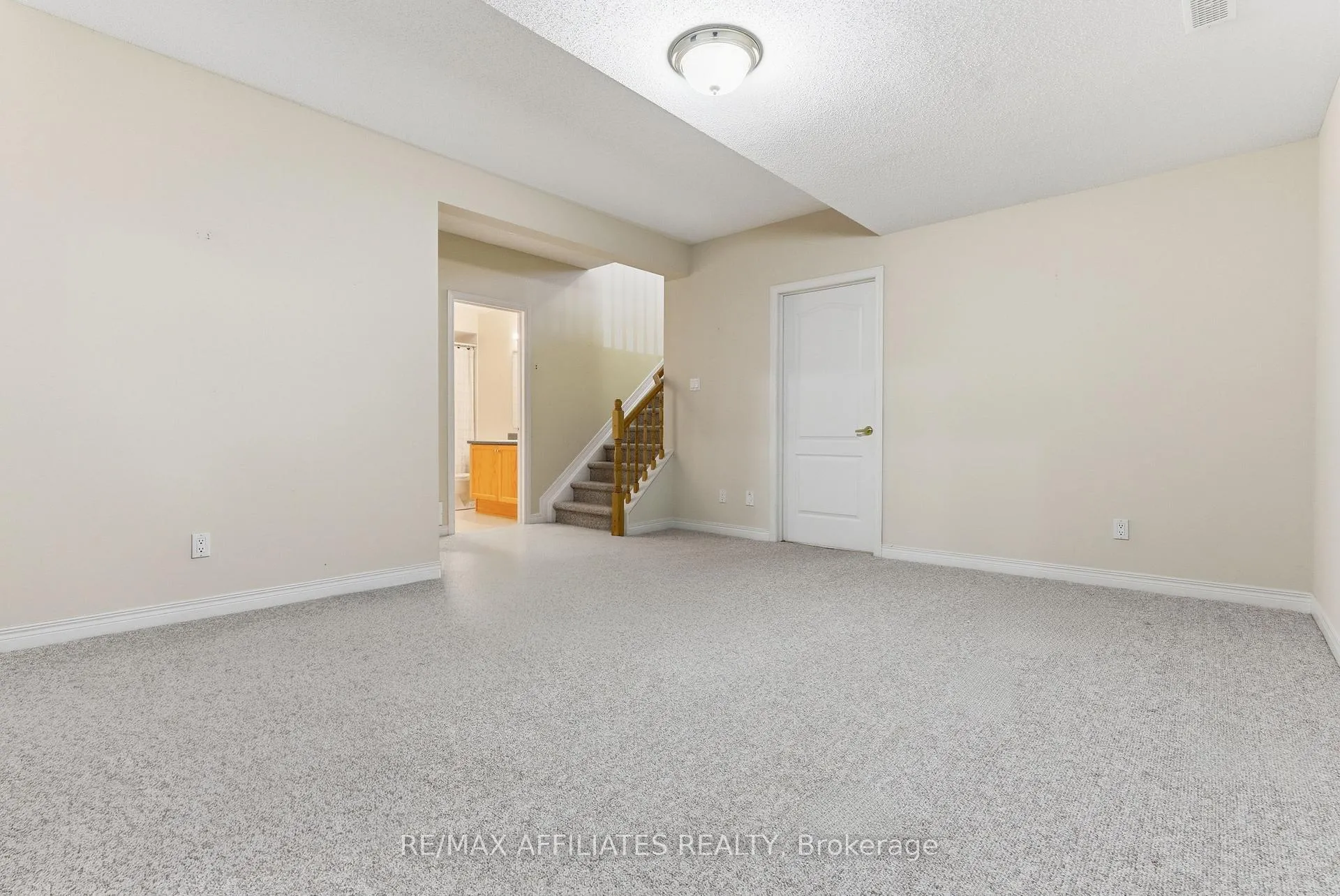 Photo 28 of 107 Sable Run Drive, Ottawa, Stittsville (Central) — HOMEH