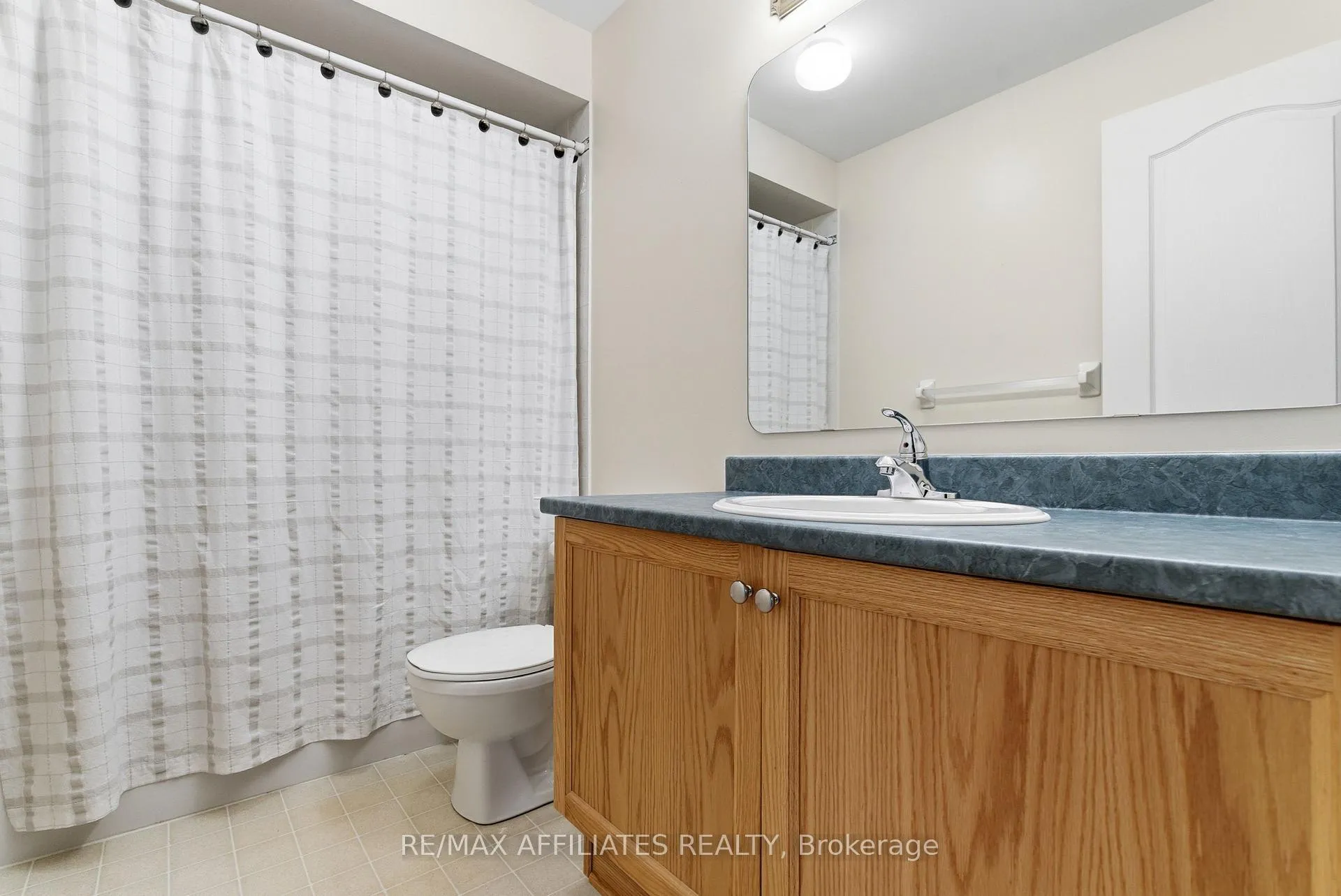 Photo 31 of 107 Sable Run Drive, Ottawa, Stittsville (Central) — HOMEH