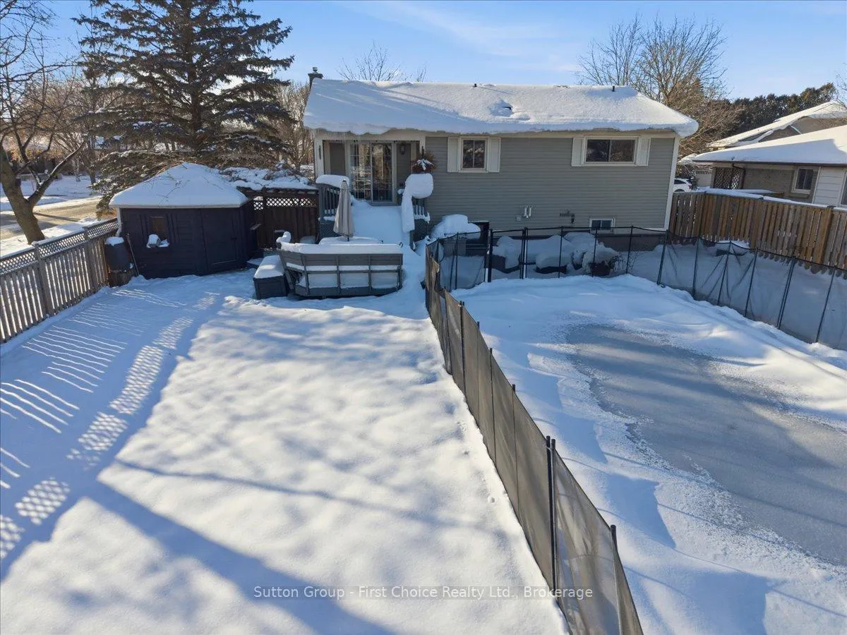 Photo 41 of 7 Kenner Crescent, Stratford — HOMEH