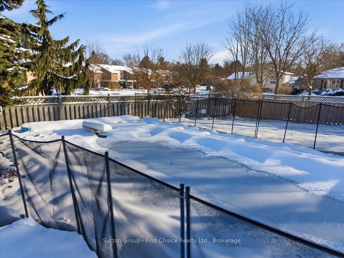 Photo 44 of 7 Kenner Crescent, Stratford — HOMEH