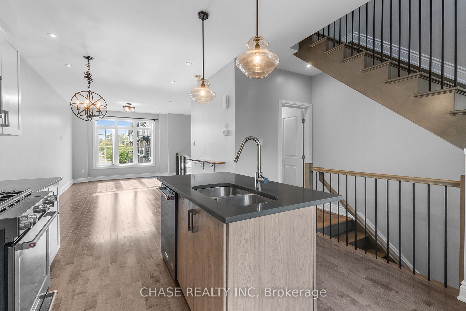 Photo 12 of 728 Reverie Private, Ottawa, Stittsville (Central) — HOMEH