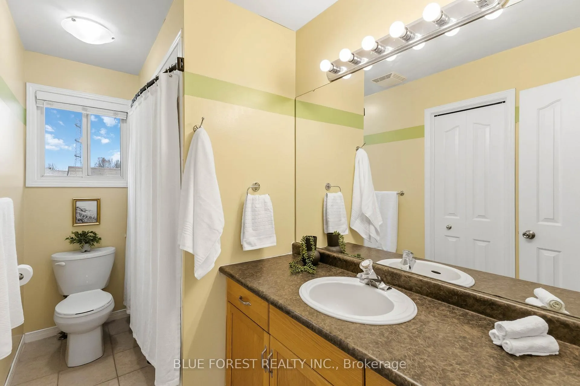 Photo 23 of 4 Donker Drive, St. Thomas — HOMEH