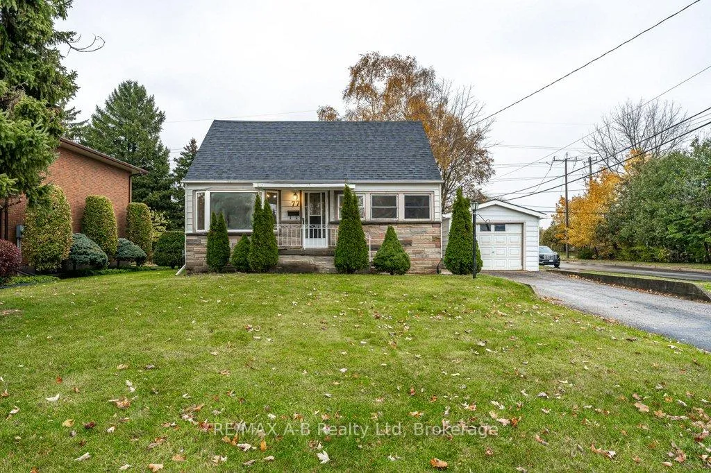 Photo 2 of 77 Pleasant Drive, Stratford — HOMEH
