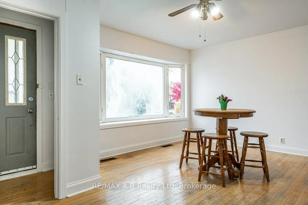 Photo 20 of 77 Pleasant Drive, Stratford — HOMEH