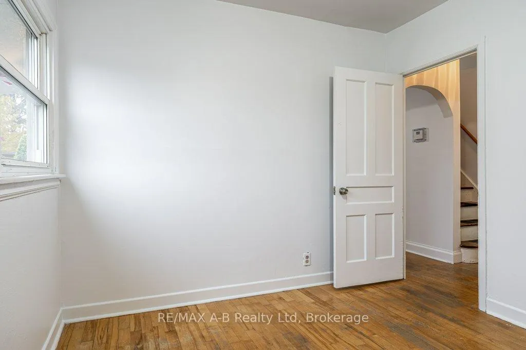 Photo 22 of 77 Pleasant Drive, Stratford — HOMEH
