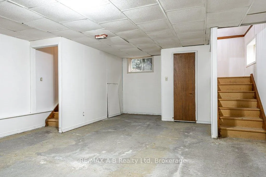 Photo 31 of 77 Pleasant Drive, Stratford — HOMEH