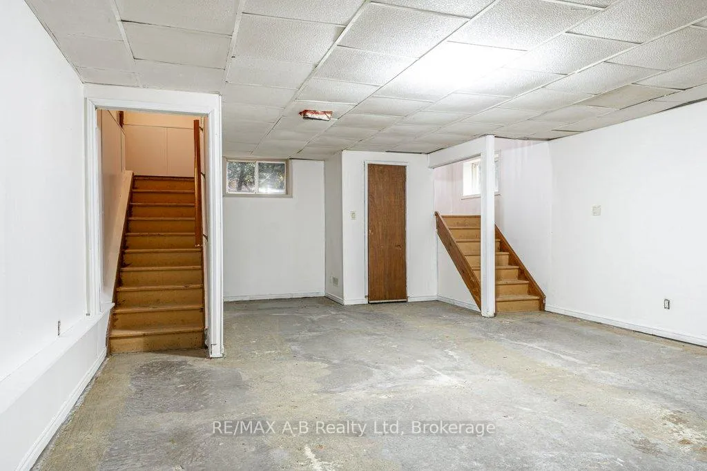 Photo 34 of 77 Pleasant Drive, Stratford — HOMEH