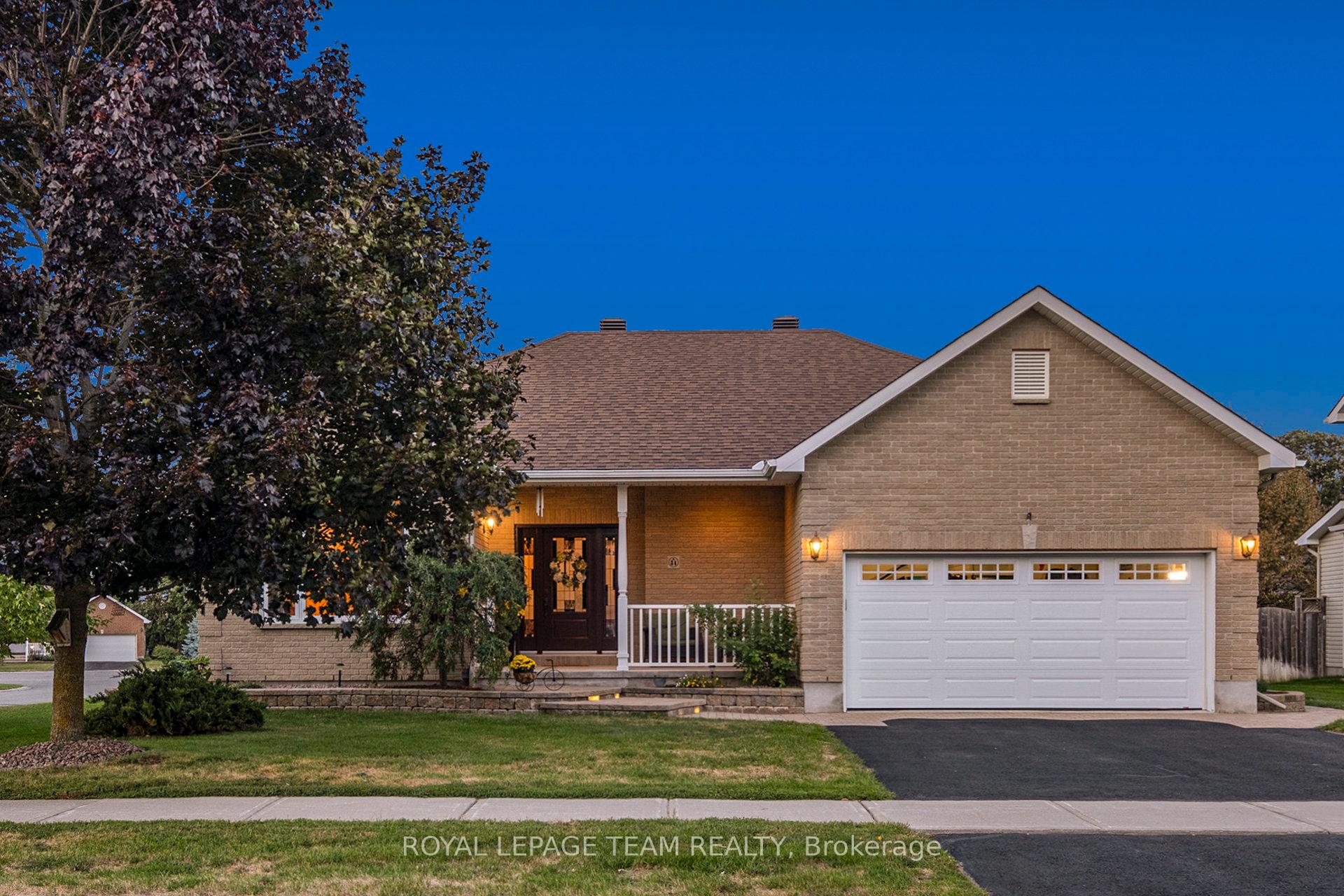 Photo 1 of 34 Rochelle Drive, Ottawa, Richmond — HOMEH