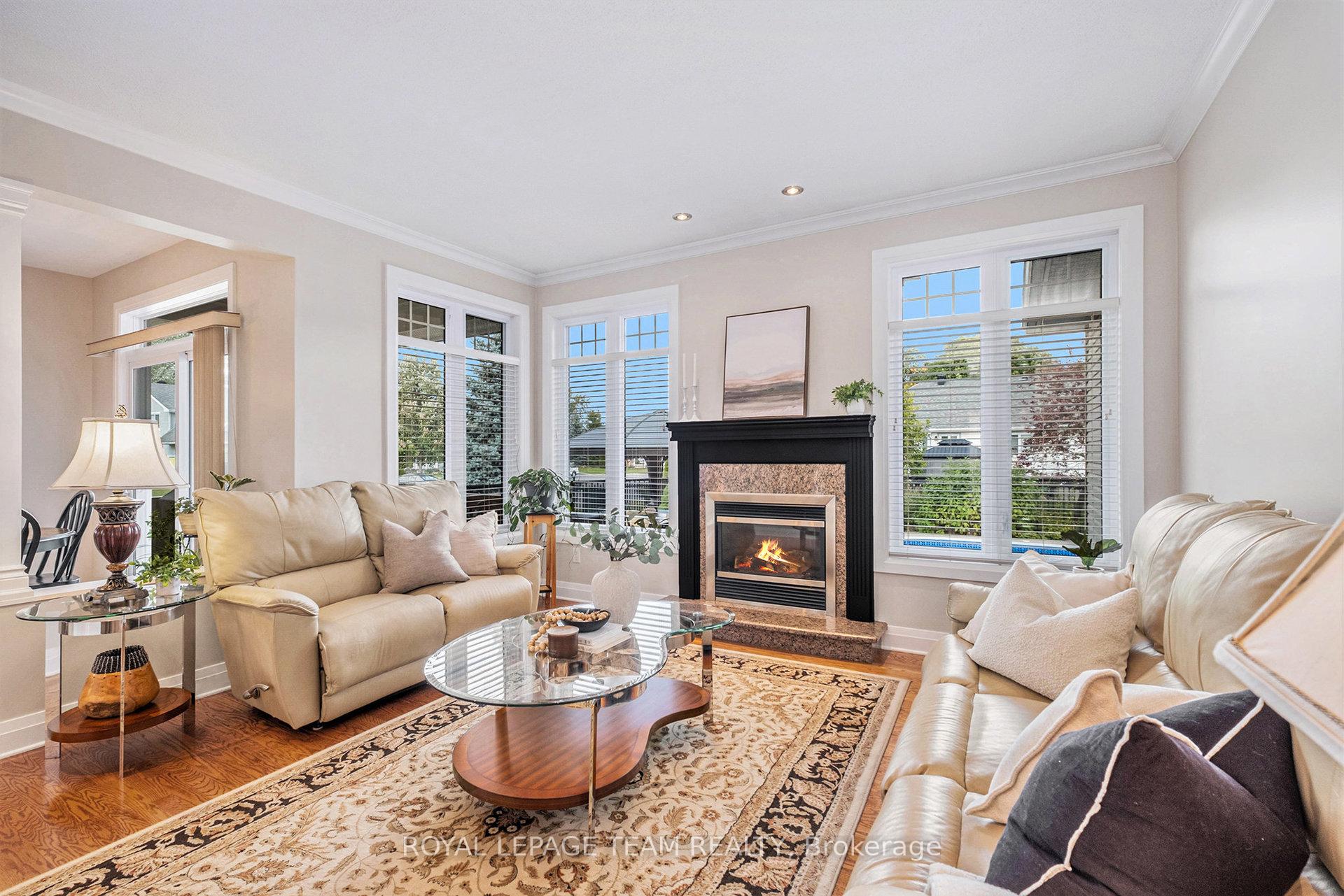 Photo 8 of 34 Rochelle Drive, Ottawa, Richmond — HOMEH